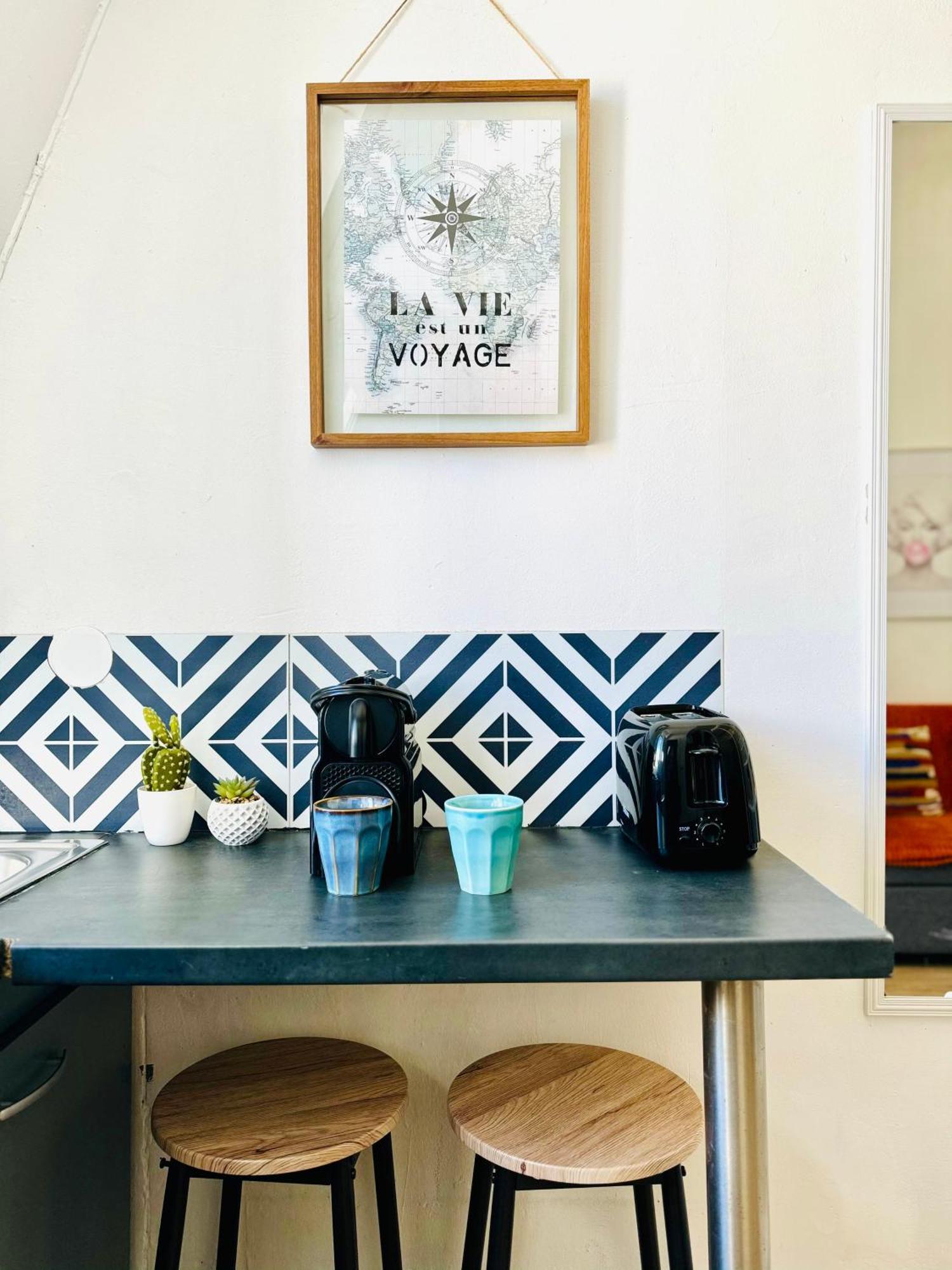 Parc Buttes Chaumont - Studio Mezzanine Paris Apartment Bagian luar foto